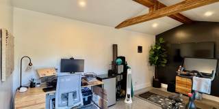 Furnished Santa Barbara 3 bedroom/2 bathroom Home Gallery 13