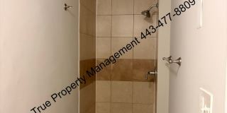 Spacious 5 Bedroom Home with Large Backyard & In-Unit Washer/Dryer Gallery 10