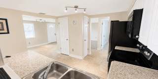 Stunning 3BD/2BTH Home in Holiday! Gallery 8