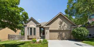 4 Bedroom Elkhorn Ranch! Gallery 1