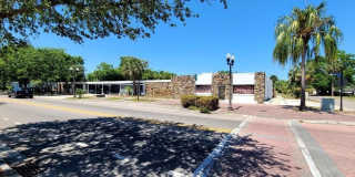 421 E KENNEDY BOULEVARD Gallery 3