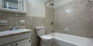 379 Huse Road Gallery 33