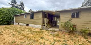 2bd/1.75ba Lynnwood Home Gallery 24