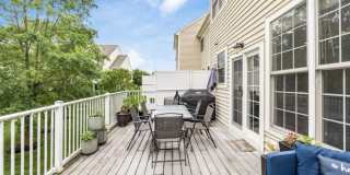 12371 Exchange Row Gallery 31