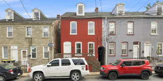 3 Bed, 1 Bath Available Now! Gallery 3