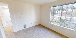5307 LIVE CLOSE TO UNIVERSITY VILLAGE AND UW! Gallery 18