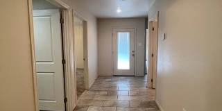 Gorgeous 3 Bed | 2 Bath | 2 Car Garage Now Preleasing for August 2026! Gallery 4