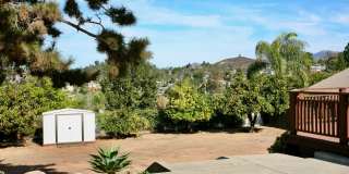 Mid-Century Modern 3Br 2Ba on 1/2ac with View! Gallery 25