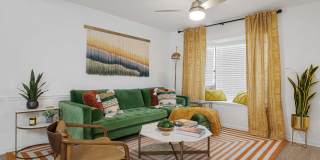 Aventura Bellevue Gallery 24