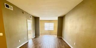 3 bedroom 2 bathroom Condo in the Gardens at Beachwalk Gallery 3