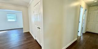 214 Lancaster Road Gallery 10