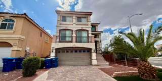Beautiful house coming Beautiful house coming Gallery 1