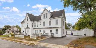 792 Grove Street Gallery 27
