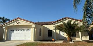 3 Bedroom Home with 2-Car Garage, Fireplace & Covered Patio Gallery 1