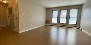 Modern Farwell Ave Apartments Gallery 1