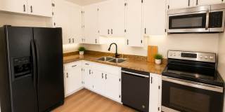 Updated 5 bedroom home is ready for you! Gallery 6