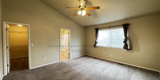 Stunning 4 Bedroom House in Security-Widefield Gallery 11