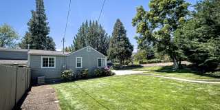 Kelsey's Cottage: Fully Furnished 2 bd/1ba Jacksonville Cottage, Large yard! $300 Utility Fee Gallery 29