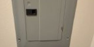 2960 Willamette St. Gallery 142