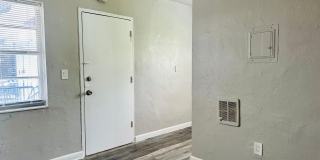 Centrally Located Gated Property Just Outside of Downtown Miami Gallery 5