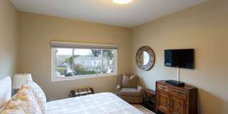 13902 VALLEY VISTA Gallery 14