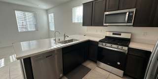 Henderson Townhome for rent Gallery 20