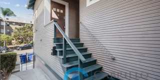 2205-9 Broadway Gallery 5