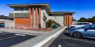 1 Bed, 1 Bath In Highly Desirable Guard Gated Las Vegas Country Club Gallery 1