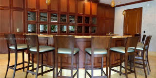 347 N New River Dr E Gallery 8