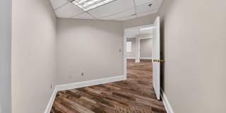 2141 WISCONSIN Avenue NW Gallery 13
