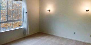 Top Floor Corner Condo with Vaulted Ceilings in Desirable Shelter Ridge!  FOUNDATION Gallery 9