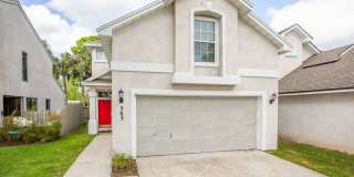Less than a mile to the beach!! Gallery 3