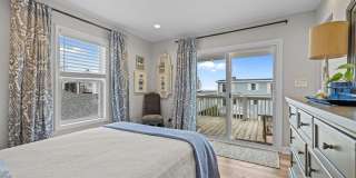 201 W Glenn Street Gallery 24