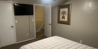 2 Bedroom Condo with One Car Garage Gallery 19