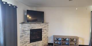3 Bed 2.5 Bath with double attached garage in Belgrade Gallery 4