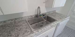 SUPER CUTE 1 BDRM IN DUPLEX HOME IN SLOAN'S LAKE AREA! GARAGE AND FENCED YARD! Gallery 13