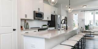 Beautiful Grant Park Townhome Directly on the Atlanta BeltLine w/ City Views! Gallery 1