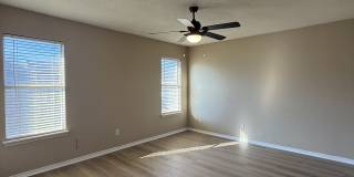 2523 110th Street Gallery 12