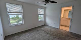 373 SE Sea Hunt Way Gallery 12