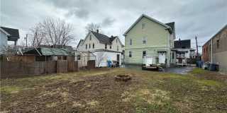 12 Woodland Street unit: 2Nd Flr Gallery 12