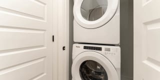 Lyle Apartments Gallery 85