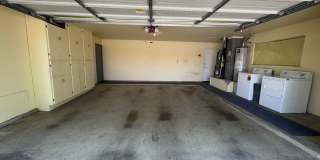 Charming very clean 3BR House in quiet Hanford Neighborhood Gallery 26