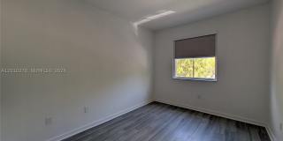 2151 NE 37th Ter Gallery 54