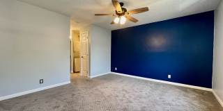 Charming Condo for Rent Gallery 10