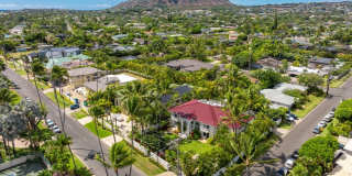 Kahala Oasis: Expansive 6BR Luxury Estate w/ Pool, Spa & Minutes to Beach Gallery 43