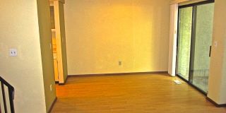 Pre-Lease 4 Bedroom 3.5 Bath Townhouse. Gallery 8
