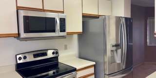 Multilevel 3 bedroom 2.5 bath home in Punchbowl Gallery 13