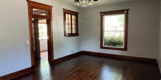 Adorable 3 Bedroom, 2 Bath on N Summit Gallery 4