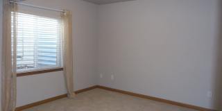 Beautiful 5 Bedroom Home in Heart of Loveland Gallery 13