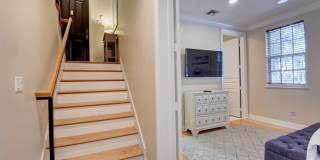 75 NE 5th Avenue NE Gallery 25